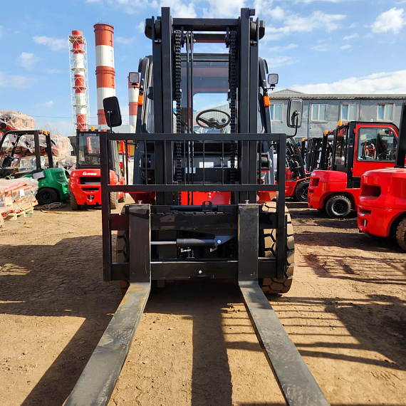Автопогрузчик Вилочный Дизельный GLAVMAN CPCD50-AXG53 3000 мм 5000 кг SS Cabin